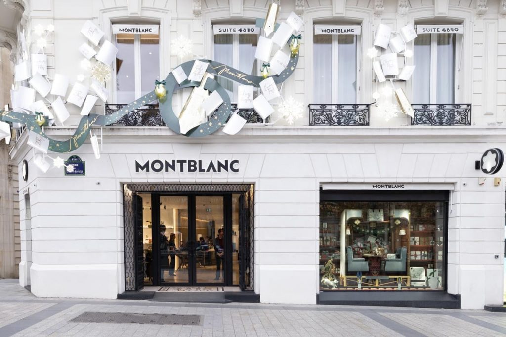 montblanc-transforme-sa-facade-parisienne-en-tableau-feerique-pour-noel-actualite-voyages-magazine-tendances-la-revue-2