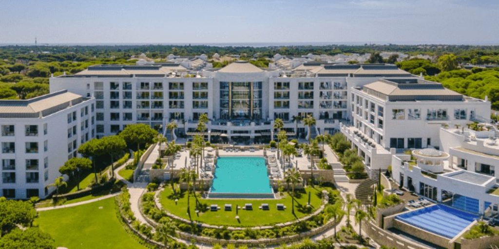 hilton-cible-les-littoraux-prime-pour-son-developpement-losirs-actualite-voyages-magazine-tendances-la-revue-1