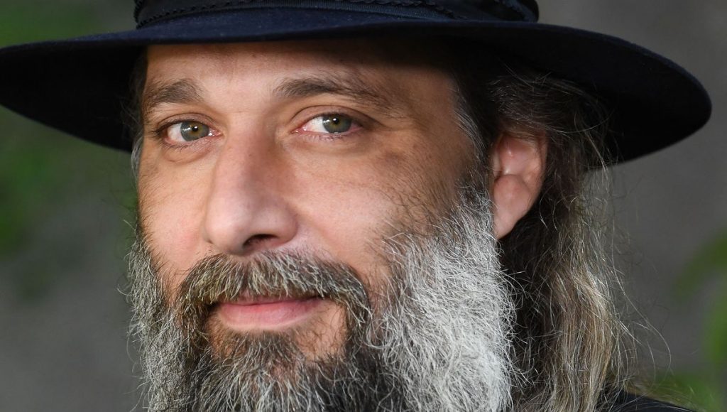 sebastien-tellier-j-ai-un-mal-de-vivre-profond-actualite-voyages-magazine-tendances-la-revue-du-luxe-actualitéspeople