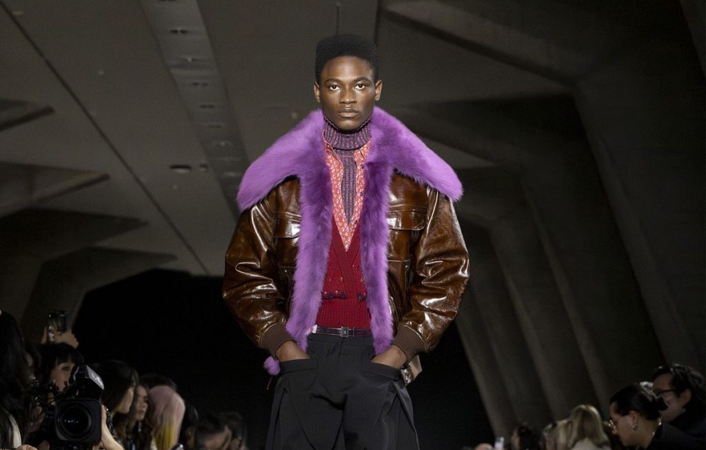 defile-rabanne-automne-hiver-2026-2027-actualite-voyages-magazine-tendances-la-revue-1