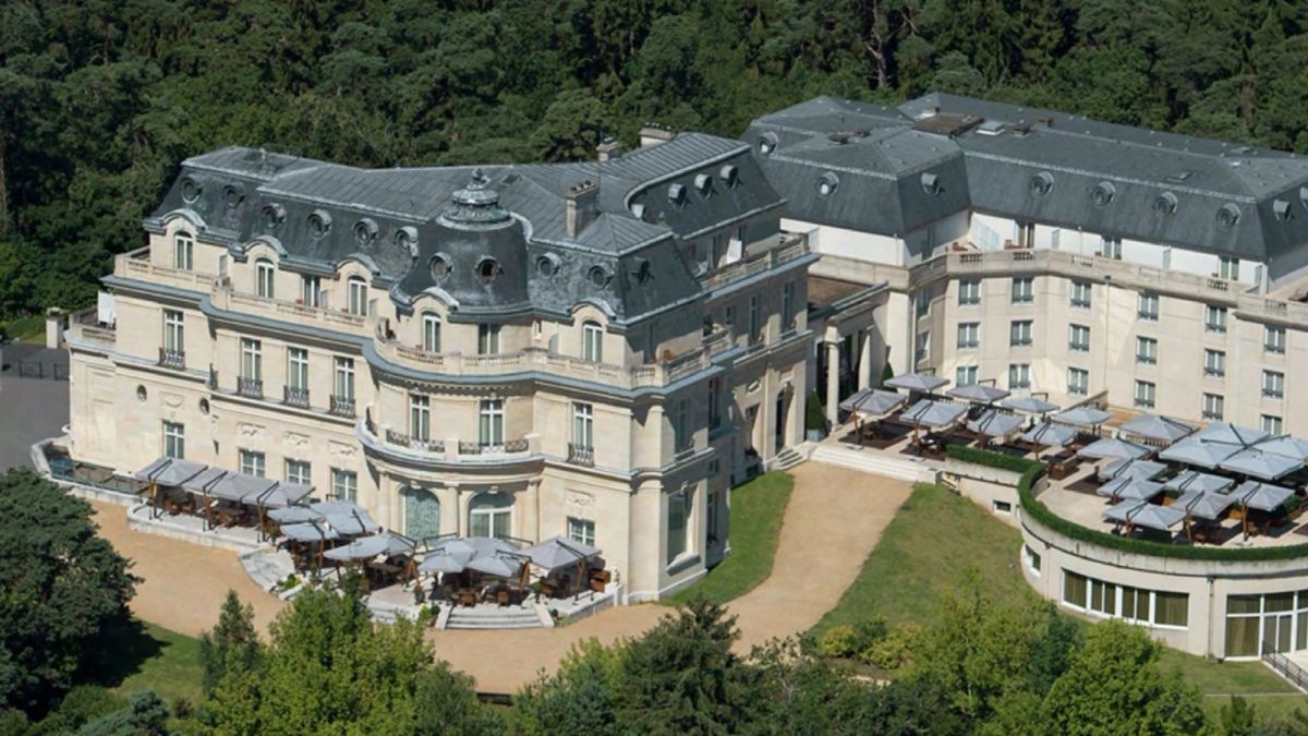 À 35 minutes de Paris, ce château est l'ultime parenthèse pour se ressourcer - Actualités du luxe - actualités sur le luxe - actualité du luxe
