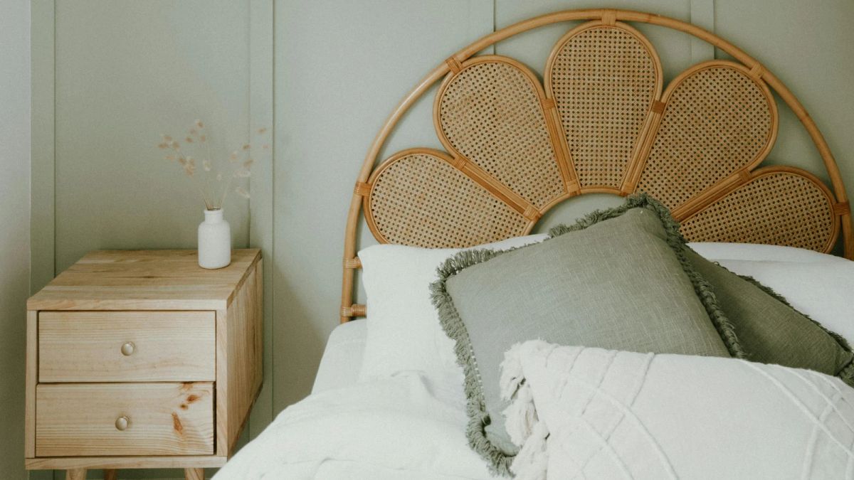 La tête de lit, c'est fini? La tendance qui la remplacera en 2026 - Actualités du luxe - actualités sur le luxe - actualité du luxe