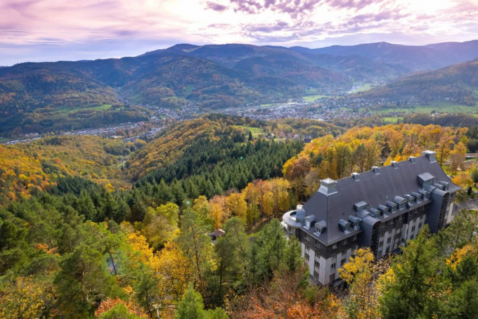 Le Domaine de Haslach - Vosges : hôtel, écolodges et cabanes perchées rouvrent - Actualités du luxe - actualités sur le luxe - actualité du luxe