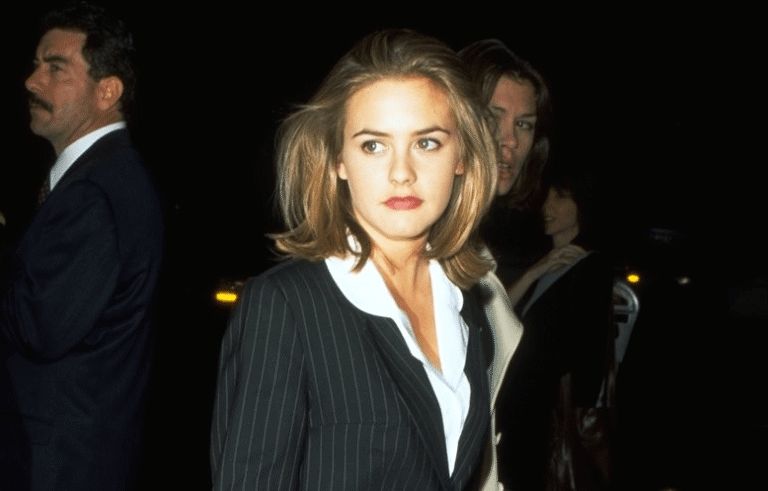 Clueless, le film culte, s'offre une suite en série avec Alicia Silverstone - Actualités du luxe - actualités sur le luxe - actualité du luxe