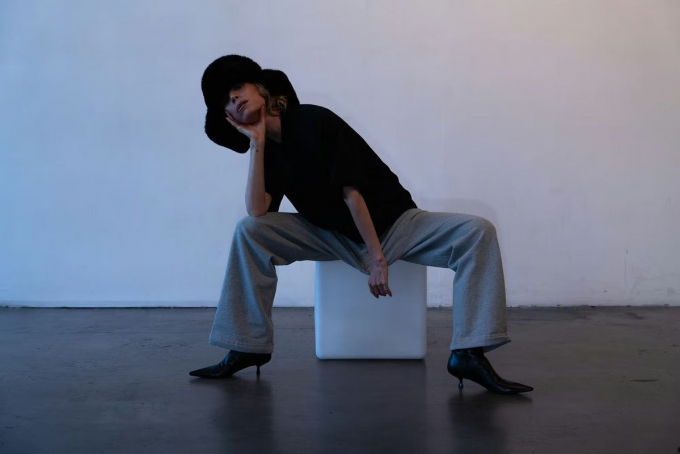 Lykke Li voit Dieu: L'artiste se révèle dans "The Afterparty" - Actualités du luxe - actualités sur le luxe - actualité du luxe