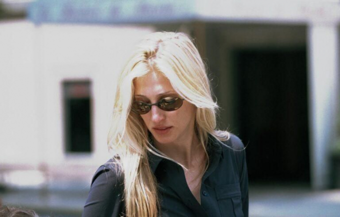 Morgue gaze - Pop culture : la fascination pour les icônes à la beauté figée - Actualités du luxe - actualités sur le luxe - actualité du luxe