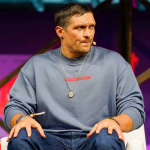 Usyk et Stone Island: une histoire bien plus profonde que l'icône - Actualités du luxe - actualités sur le luxe - actualité du luxe