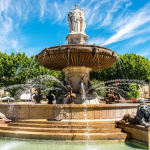 "+357% de réservations": voici la ville du sud de la France la plus prisée pour le deuxième pont du mois de - Actualités du luxe - actualités sur le luxe - actualité du luxe