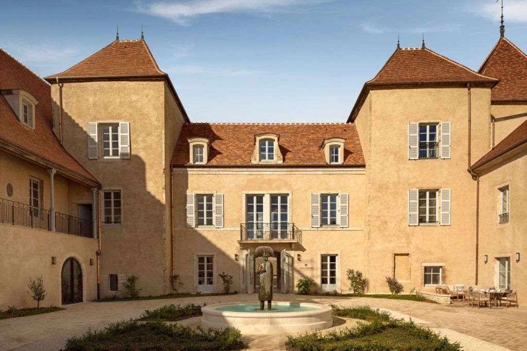 Château La Commaraine: la Bourgogne s'offre un 5 étoiles au cœur des vignes - Actualités du luxe - actualités sur le luxe - actualité du luxe