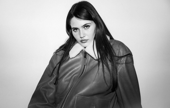 Paris Concert - Hiver 2026 - Sienna Spiro : L'étoile montante de la pop UK en scène - Actualités du luxe - actualités sur le luxe - actualité du luxe