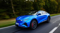 Alpine A390: Le crossover électrique face à son destin - La Revue du Luxe