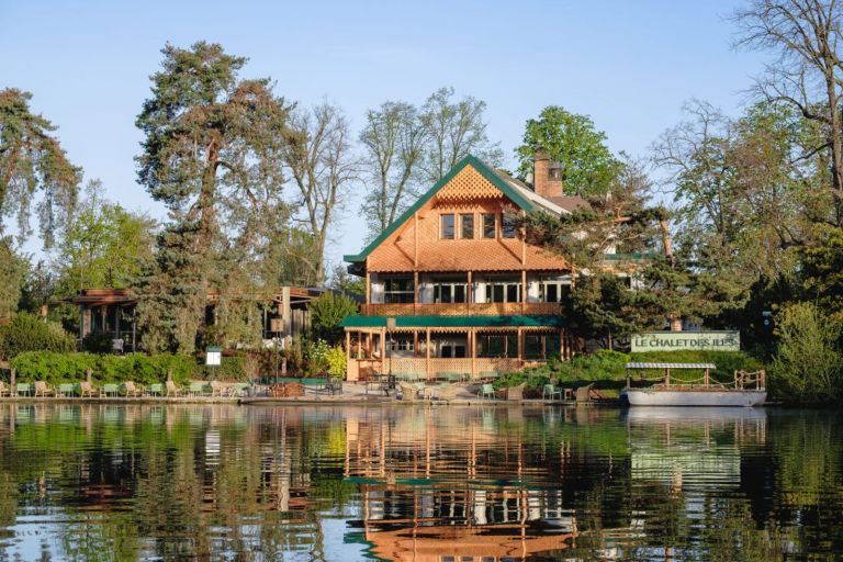 Le Chalet des Îles: l'enchantement d'un brunch bucolique à Paris - La Revue du Luxe