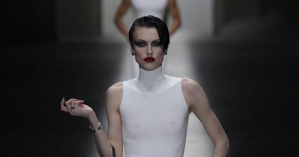 Défilé Gucci Automne-Hiver 26-27: la réinvention du prêt-à-porter - La Revue du Luxe