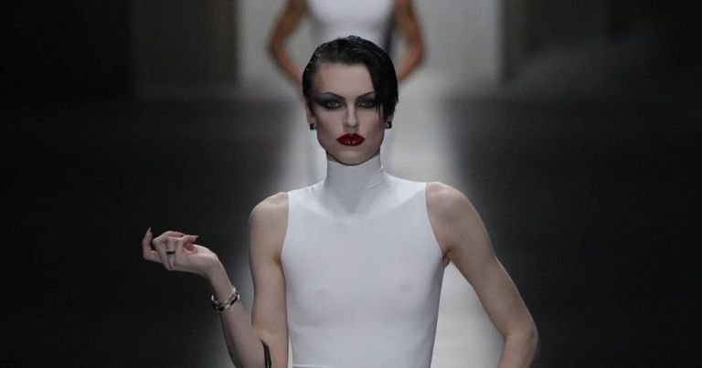Défilé Gucci Automne-Hiver 26-27: la réinvention du prêt-à-porter