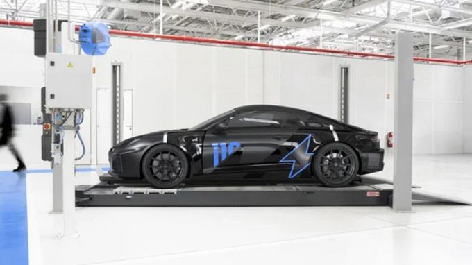 Faute de voitures à vendre, Alpine commence déjà à communiquer sur sa nouvelle A110 électrique attendue en - La Revue du Luxe