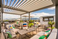 La Suite 1201 : le plus haut rooftop de Genève fait son grand retour - La Revue du Luxe