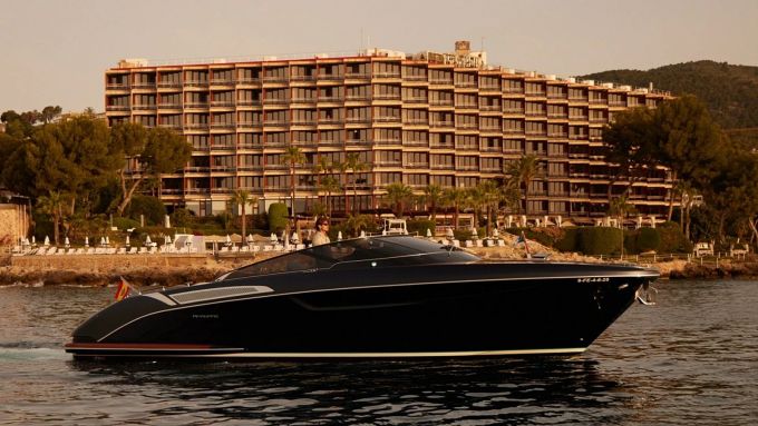 L'éclipse de 2026: un voyage Meliá à 200 000 € aux Baléares - La Revue du Luxe