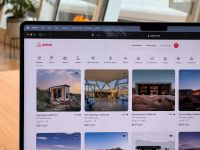 Crise du logement : l’encadrement d’Airbnb a prouvé son efficacité au Canada - La Revue du Luxe