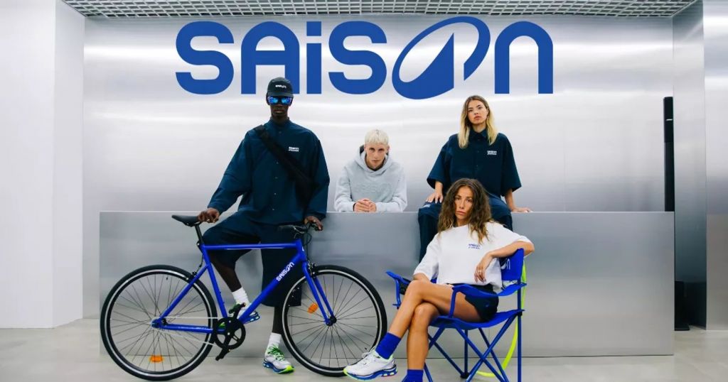 Decathlon x Saison : la collection lifestyle événement de l'été 2026 - La Revue du Luxe