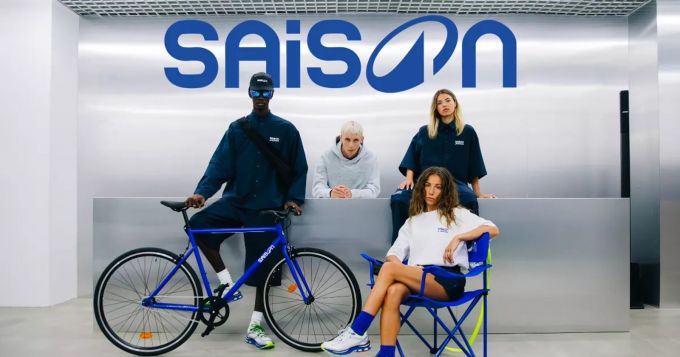 Decathlon x Saison : la collection lifestyle événement de l'été 2026 - La Revue du Luxe