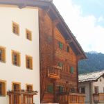 Hôtel Le Rucher à Evolène : la renaissance d’un patrimoine alpin - La Revue du Luxe