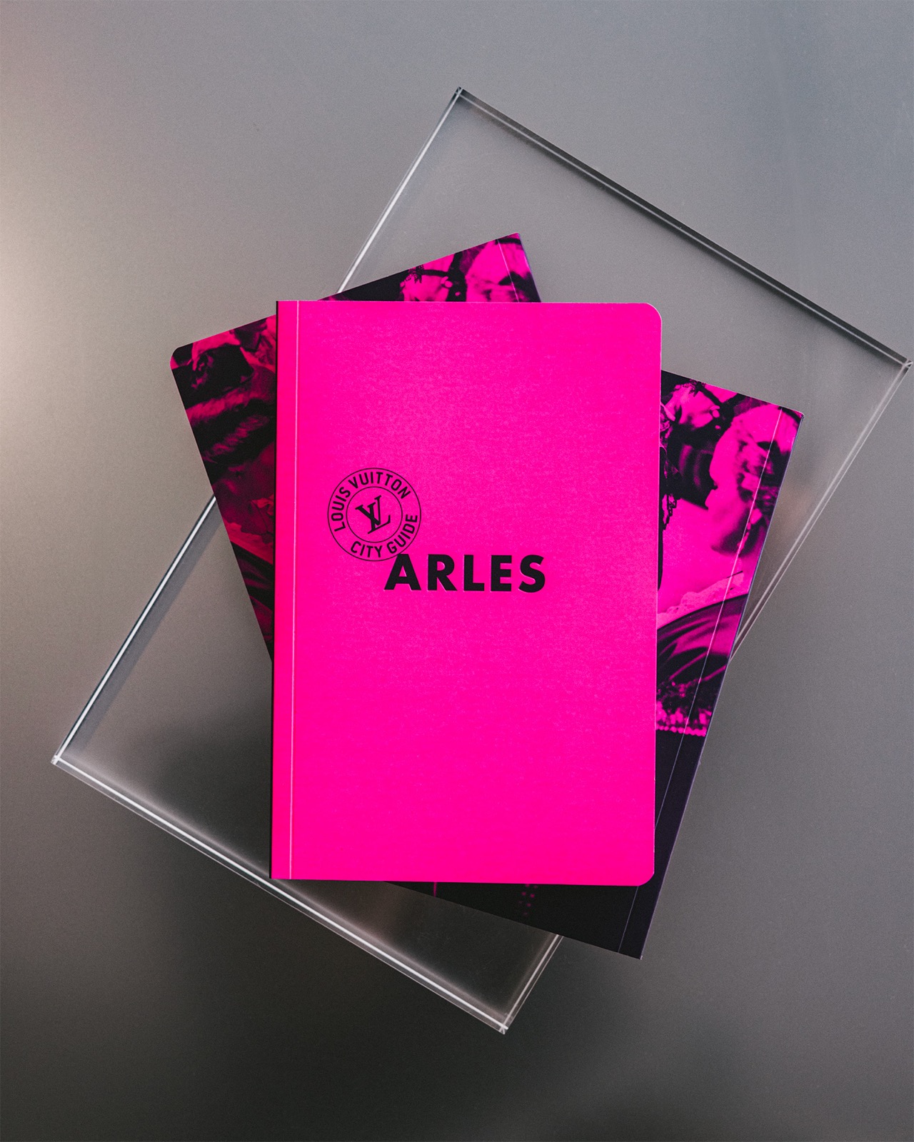 Le nouveau City Guide Louis Vuitton dédié à Arles