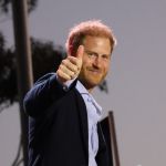 Prince Harry et Meghan Markle : les coulisses de leur retour exclusif en jet privé - La Revue du Luxe