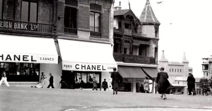 Biarritz haute couture : l'épopée de Coco Chanel et des pionniers de la mode - La Revue du Luxe