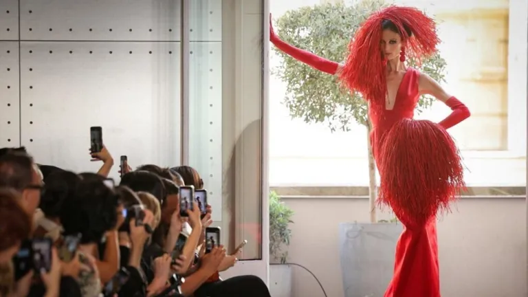 Imane Ayissi : le renouveau de la Haute Couture au prisme de la culture