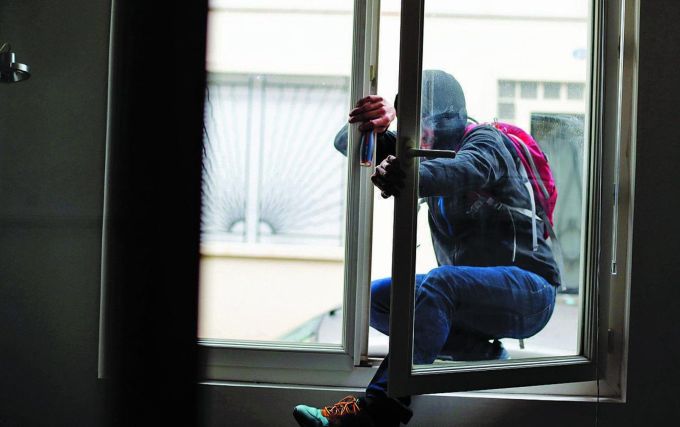 Cambriolage de bijoux et montres de luxe près de Bordeaux : le suspect condamné - La Revue du Luxe