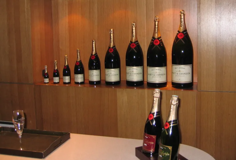 Les champagnes les plus chers du monde : le classement 2026