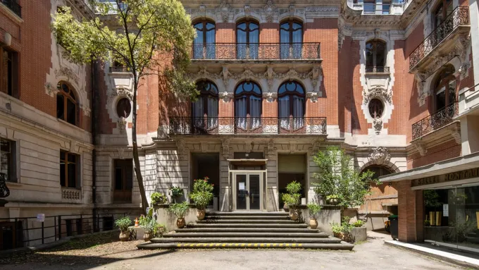 Toulouse : l'État met aux enchères un hôtel particulier historique pour 2 millions d'euros - La Revue du Luxe