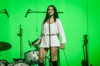 Charli xcx : un concert événement exceptionnel à l'Accor Arena de Paris en 2027 - La Revue du Luxe