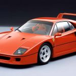 Lewis Hamilton acquiert la Ferrari F40 de ses rêves après trente ans d'oubli - La Revue du Luxe