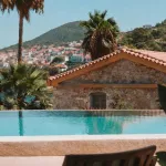 Grèce : MGallery dévoile le Nírema Hotel & Spa sur l'île de Samos - La Revue du Luxe
