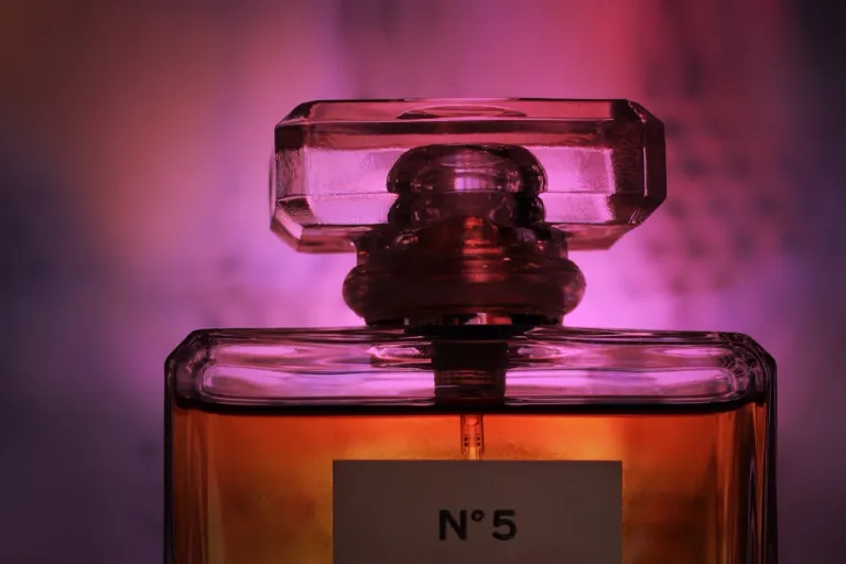 Les parfums les plus chers du monde : le classement 2026