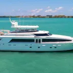 Yachting de luxe : cinq super-yachts d’exception aux enchères cet automne - La Revue du Luxe
