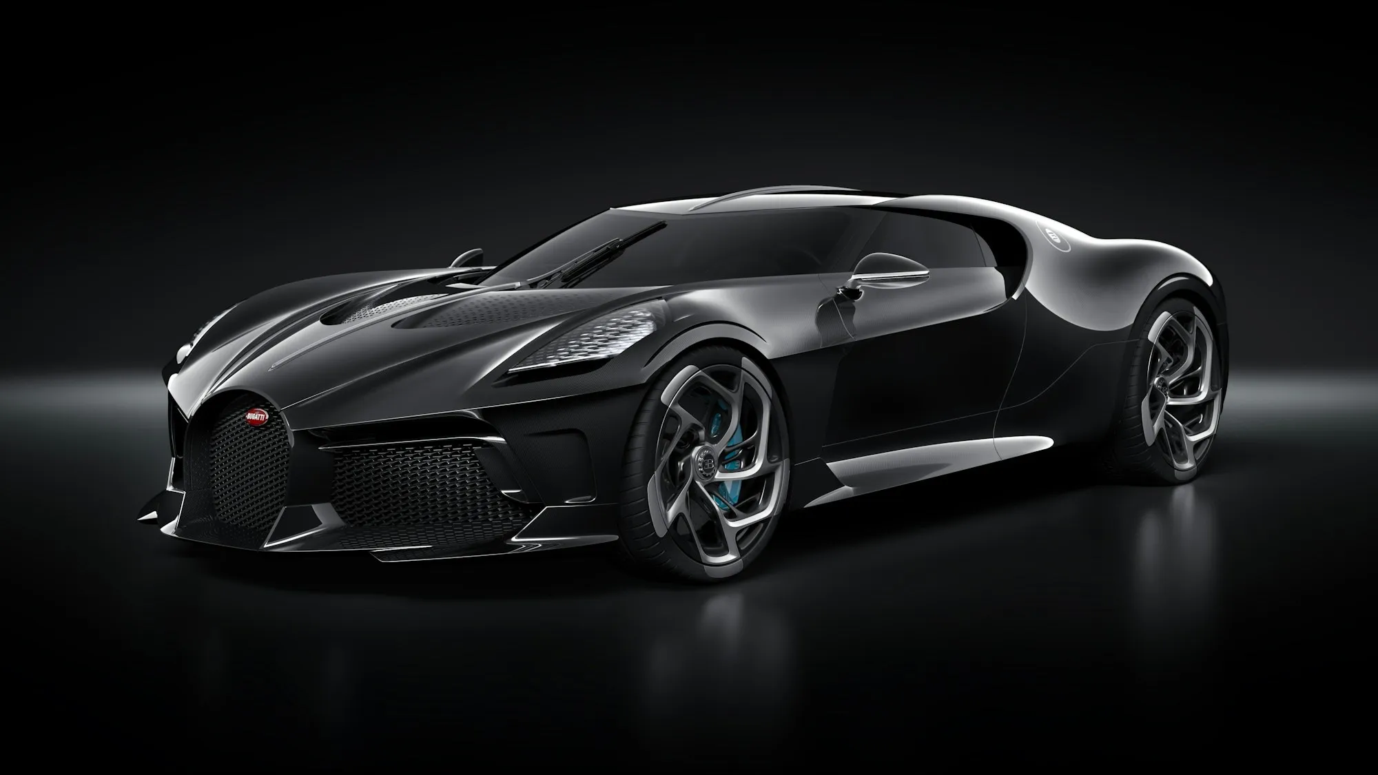 Bugatti La Voiture Noire noire en studio, vue trois-quarts avant