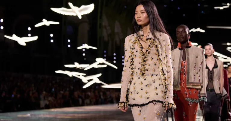 Chanel Spring-Summer 2027 show: roots and wings at the Grand Palais