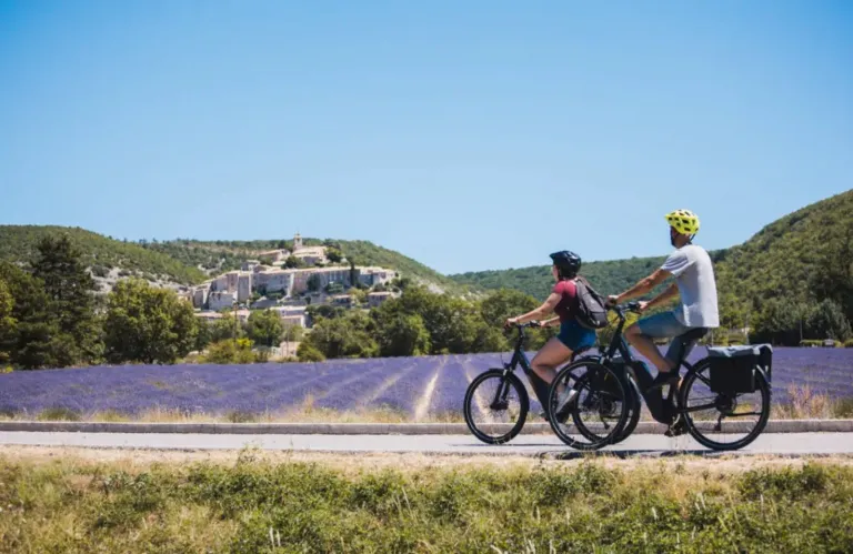 The Luberon selected among the 30 reference destinations of “Destination France à vélo”