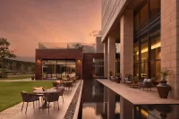 Bengaluru Inauguration - Collection 2025 - LXR Hotels & Resorts : L'excellence hôtelière s'installe en Inde - La Revue du Luxe