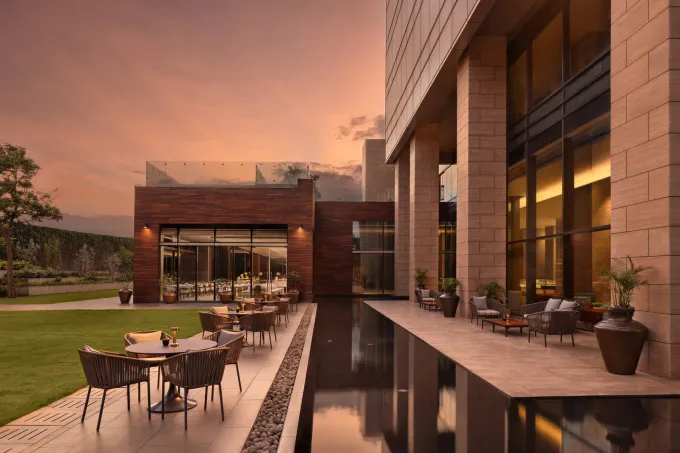Bengaluru Inauguration - Collection 2025 - LXR Hotels & Resorts : L'excellence hôtelière s'installe en Inde - La Revue du Luxe