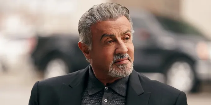 Tulsa King : la série phare avec Sylvester Stallone renouvelée pour une saison 5 - La Revue du Luxe