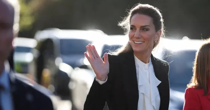 " Vous n’êtes pas une célébrité " : le conseil clé du prince Philip à Kate Middleton - La Revue du Luxe